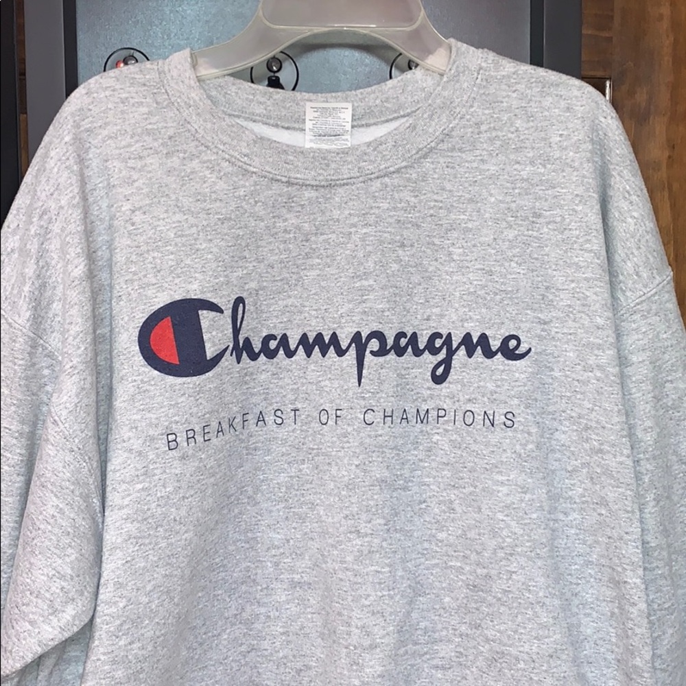 “champagne breakfast of champions”oversize crew